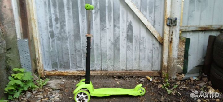 Самокат детский трехколесный