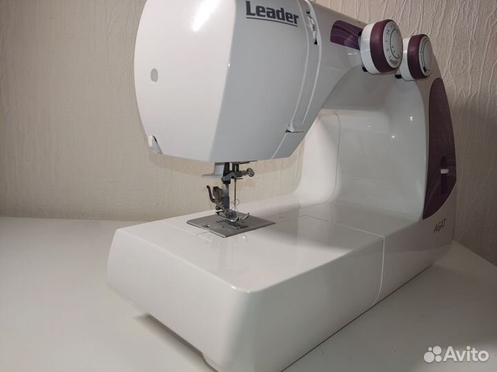 Швейная машина Leader What (новая)