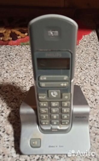 Стационарный телефон