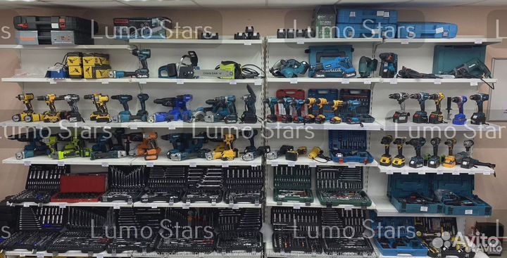 Шуруповерт makita 26v с набором бит и сверел