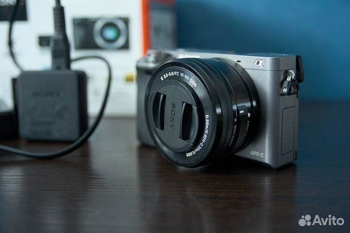 Sony Alpha A 6000 kit