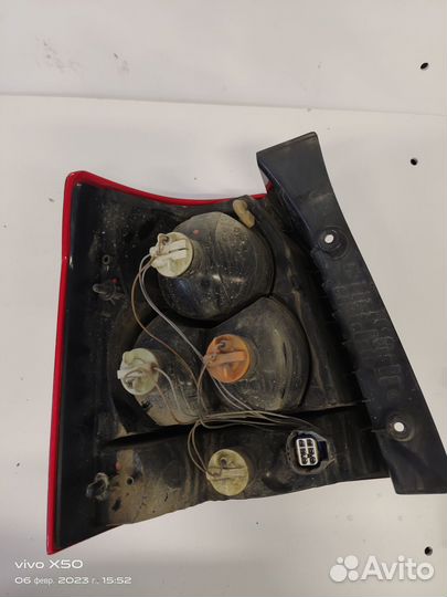 Фонарь задний правый LR023968