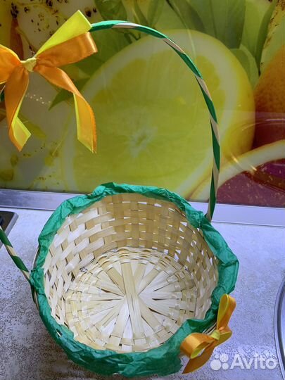 Корзинка плетенная