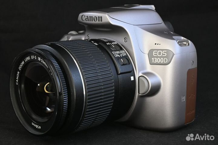 Canon EOS 1300D kit 18-55 II IS пробег 4600 кадров