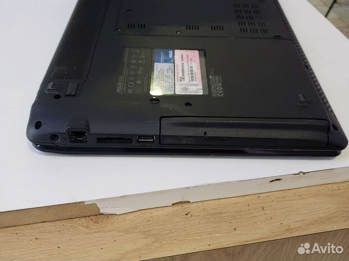 Ноутбук asus