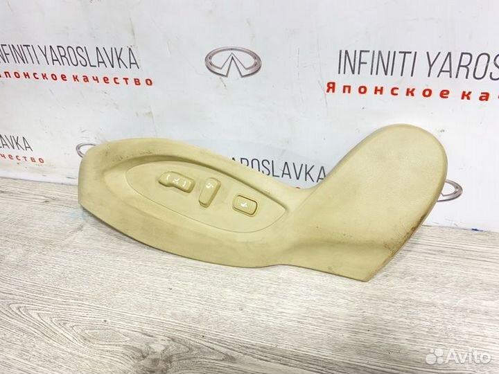Кнопки регулировки сиденья передние левые Infiniti
