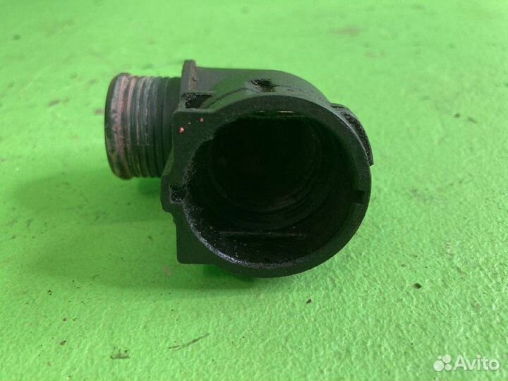 Разъем патрубка MAN TGX