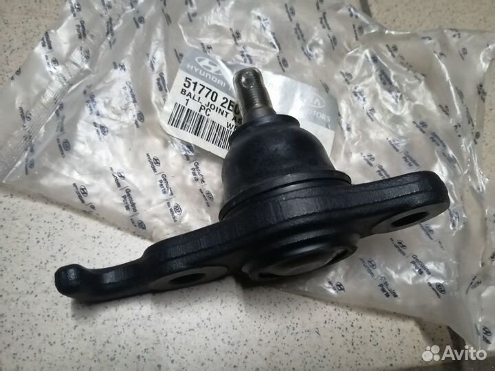 Шаровая опора Тусан Спортейдж. Новая. Оригинал