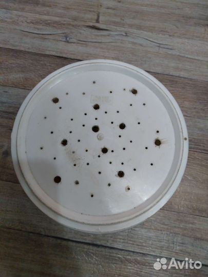 Горшки под цветы