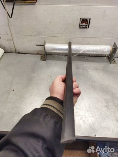 Накладка стекла передняя правая Renault Megane 2