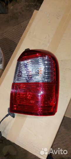 Фонарь задний правый Nissan Terrano D10