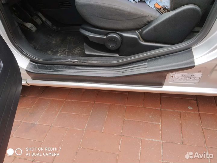 Накладки на пороги и задний бампер