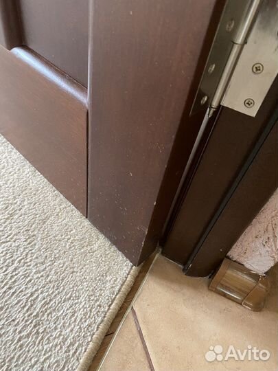 Дверь распашная Волховец 120/200