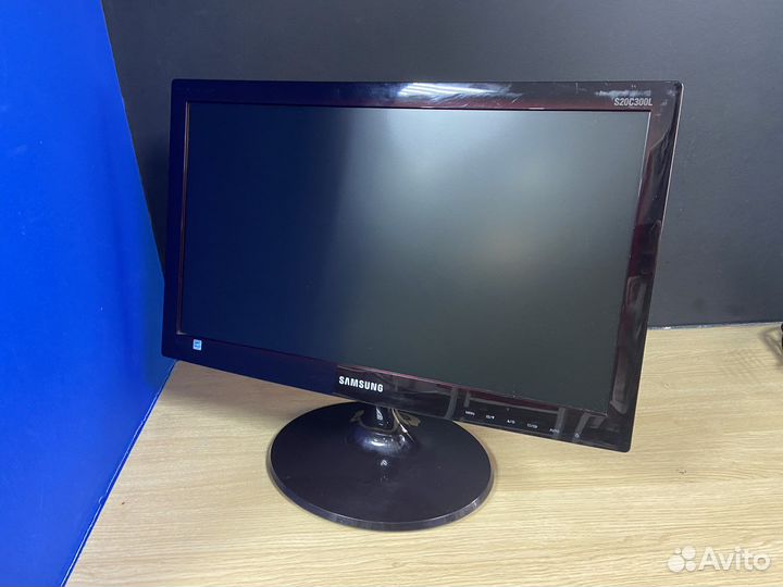 Монитор Samsung 20” HD 1600x900 DVI / VGA