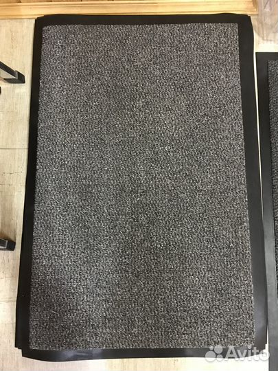 Коврик придверный 60х90 серый новый