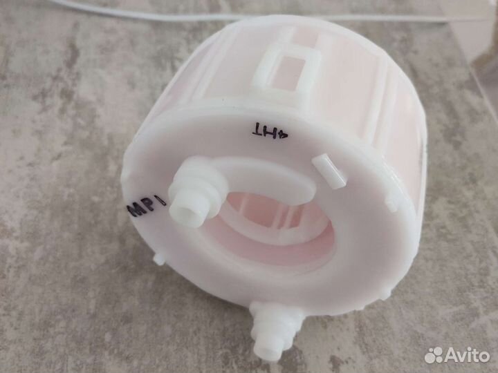 Топливный фильтр на Kia Rio 3. Оригинал