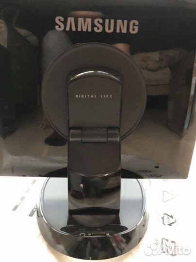 Монитор Samsung BF 760