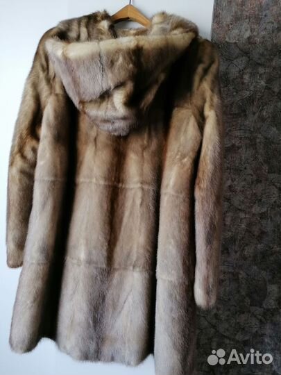 Шуба норковая с капюшоном 46 48