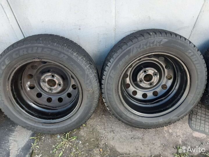 Bridgestone Ice Cruiser 7000 185/65 R15