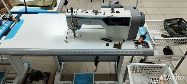 Швейная машина jack h6, h2