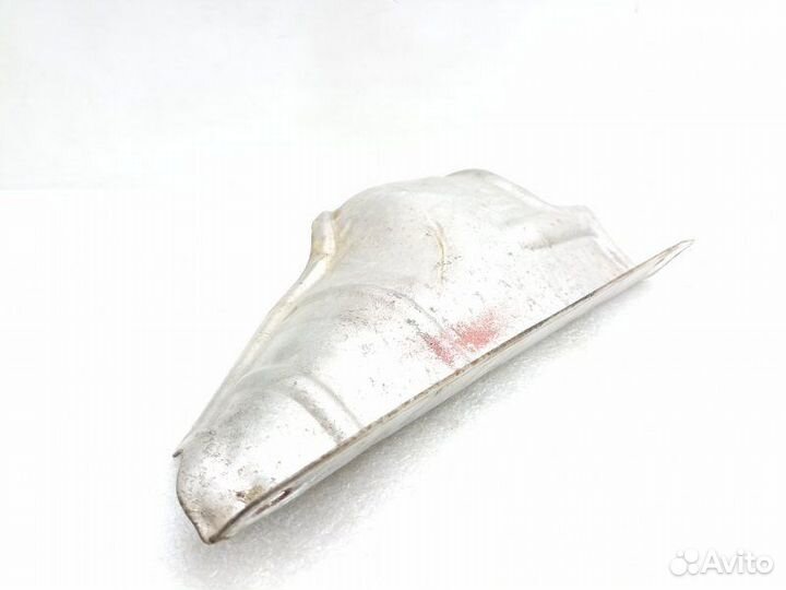 Тепловой экран Volvo Xc90 1 дорест 2.5 B5254T 2005