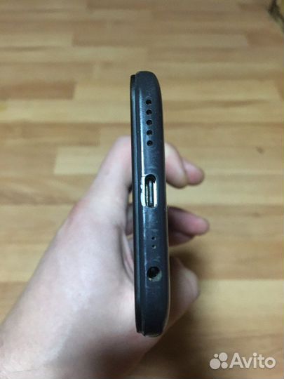 Xiaomi Redmi 8, 4/64 ГБ