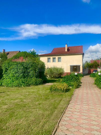 Коттедж 310 м² на участке 15 сот.