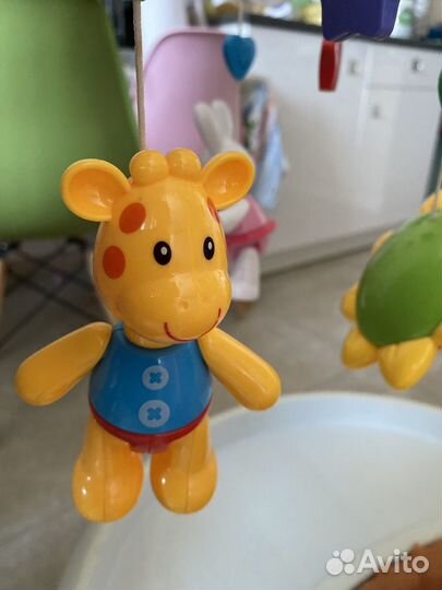 Музыкальный Мобиль на кроватку жирафики жирафик