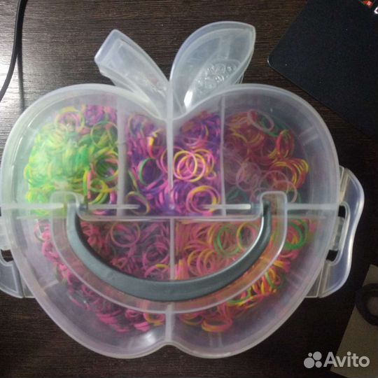 Набор резинок для плетения в форме яблока