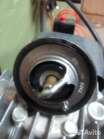 Термостат Mitsubishi XL