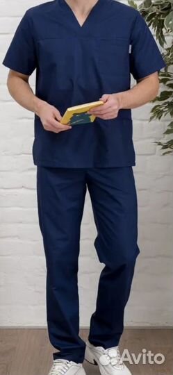 Медицинский костюм