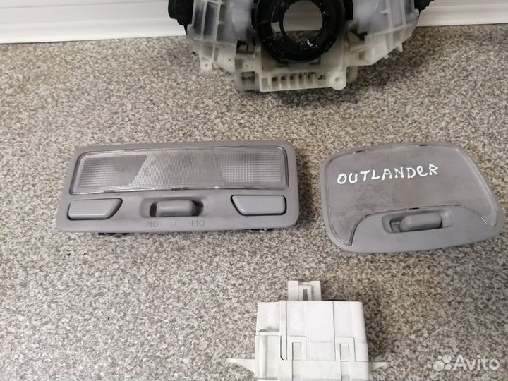 Переключатель подрулевой Mitsubishi Outlander CU