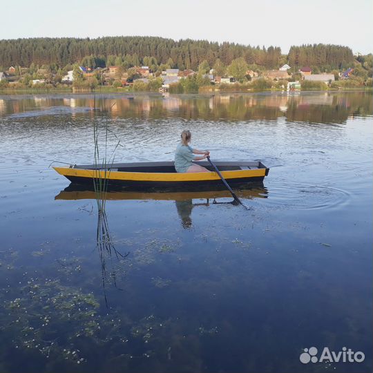 Лодка металлическая