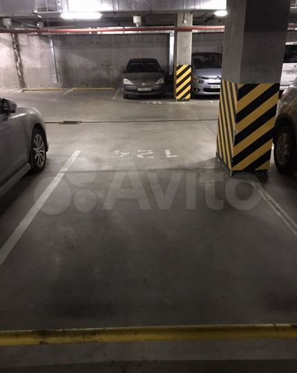 Машиноместо, 14 м²