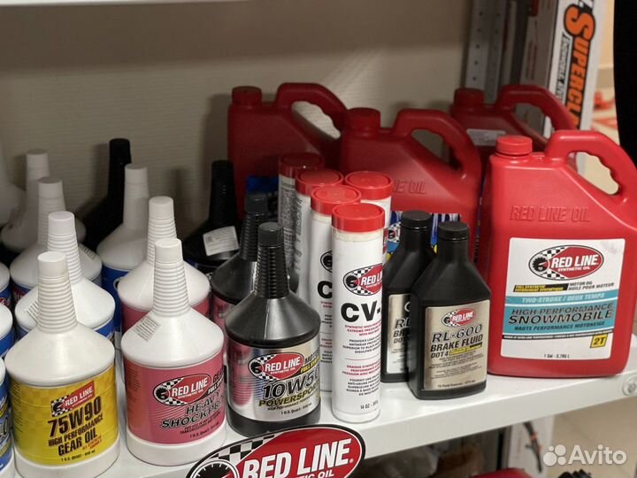 Масло для 2T тактных двигателей Redline OIL