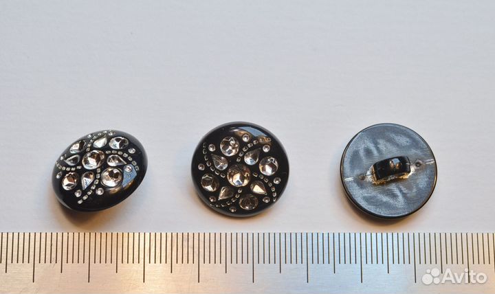 Пуговицы 18 мм