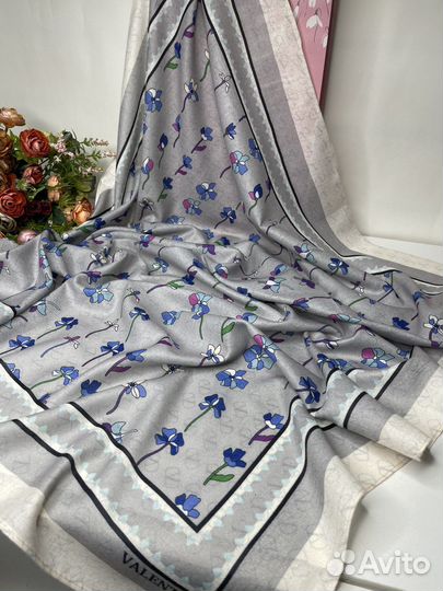 Двусторонний платок Valentino серый