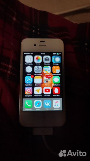iPhone 4S, 8 ГБ