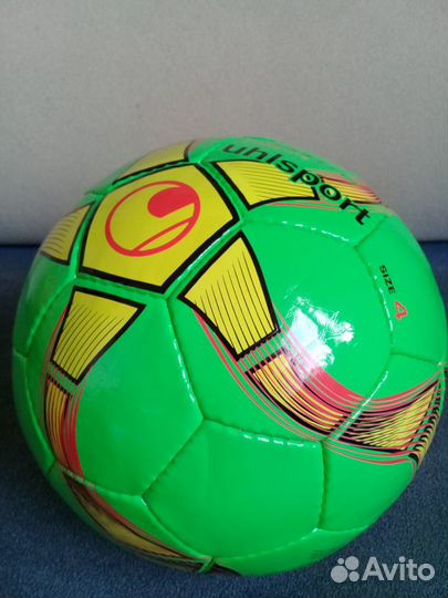 Футбольный мяч размер 4