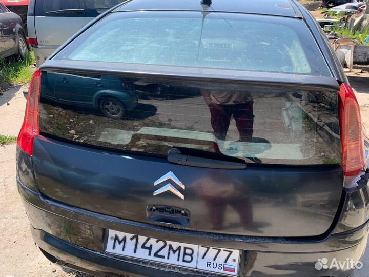 Крышка багажника Citroen C4 правое 1 (купе)