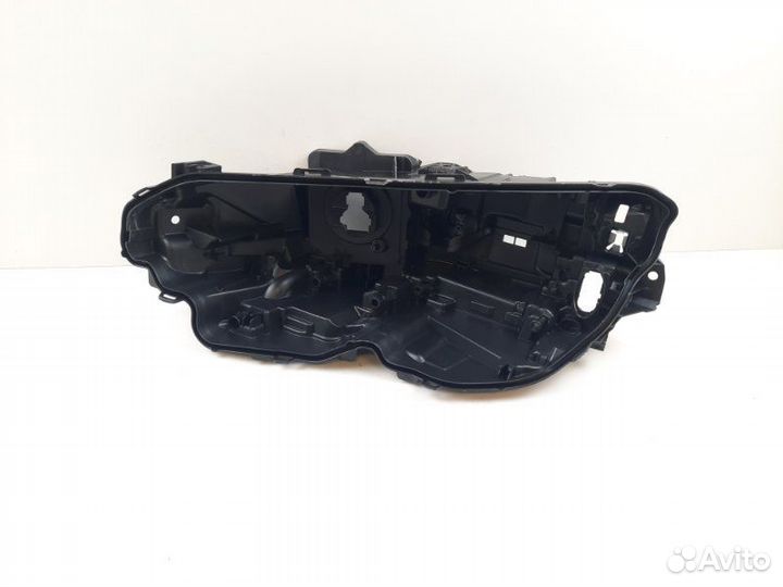 Корпус фары левый Volvo S90 2 2016-2020