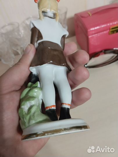 Фарфоровые статуэтки лфз