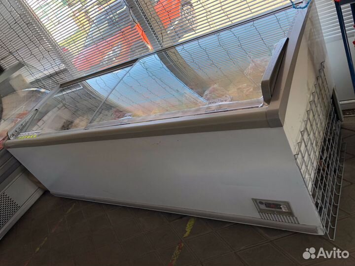 Ларь морозильный