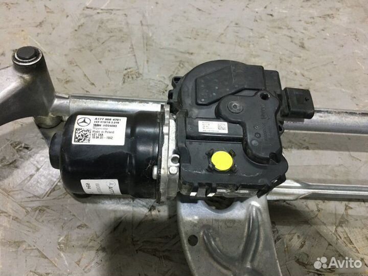 Моторчик дворника Mercedes A200 W177 1.3L 282.914