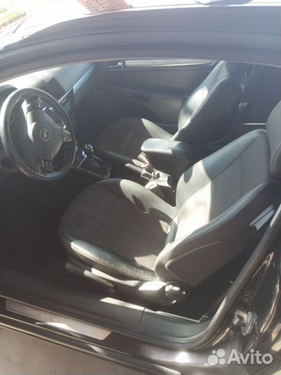Opel Astra GTC 1.6 МТ, 2008, 200 000 км