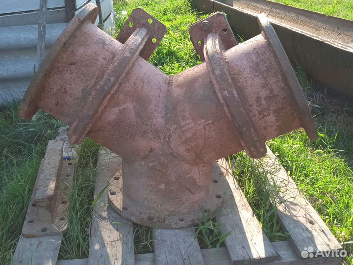 Тройник водяной