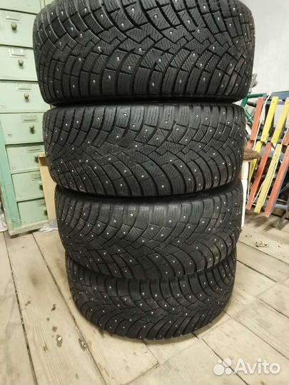 Pirelli Ice Zero 2 235/45 R18