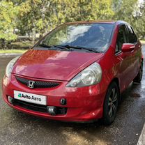 Honda Jazz 1.3 CVT, 2006, 217 008 км, с пробегом, цена 540 000 руб.