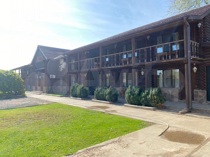 Гостиница, 600 м²