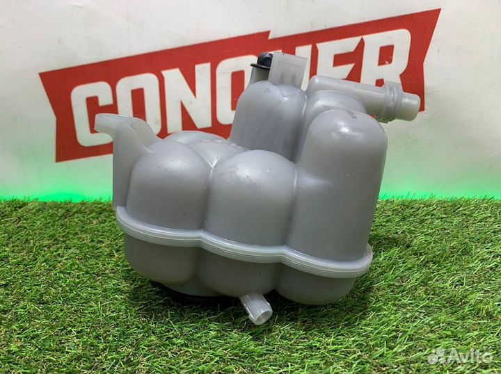 Расширительный бачок Volkswagen Porsche Skoda Аudi